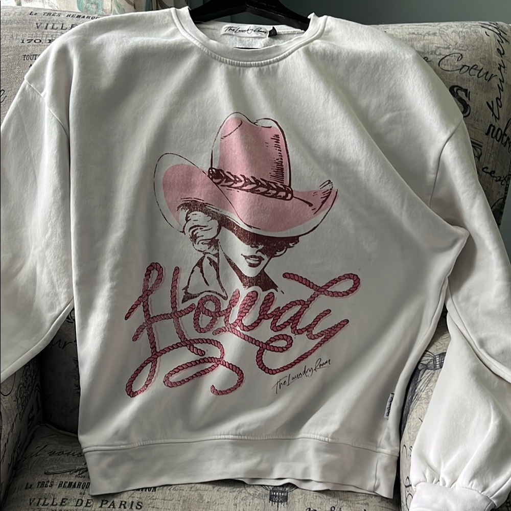 The Laundry Room new Howdy Graphic Sweatshirt